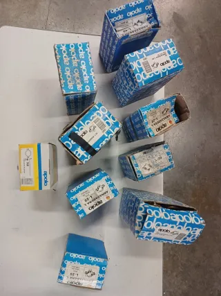 Lote Abrazaderas Apolo - Más de 400 Unidades