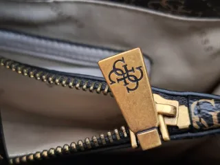 Borsa Guess donna trapuntata, come nuova