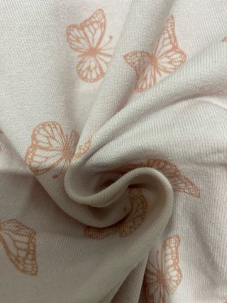 Leggings rosas con mariposas