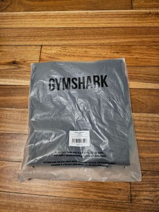 Camiseta Gymshark Negra y Verde Talla S
