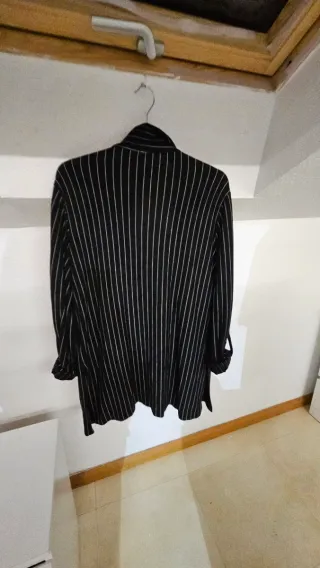 Blazer rayas blancas botones manga