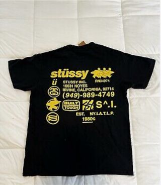 Camiseta Stüssy NUEVA ,Negra y Amarilla, Talla M