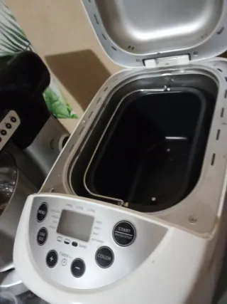 Macchina del pane con 2 pale nuova