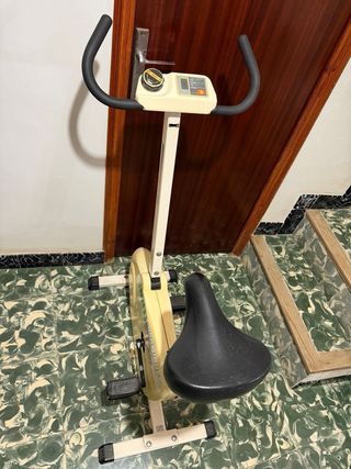 Bicicleta Estática BH (Negociable)