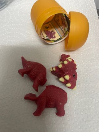 Dinosauri Kinder Joy Natoon