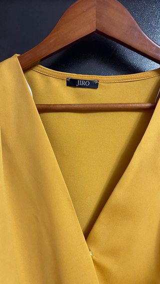 Blusa cruzada manga larga