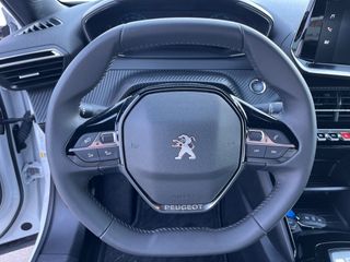 Peugeot 2008 Eléctrico Active Pack 136 (100kW)