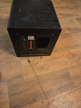 Subwoofer Negro