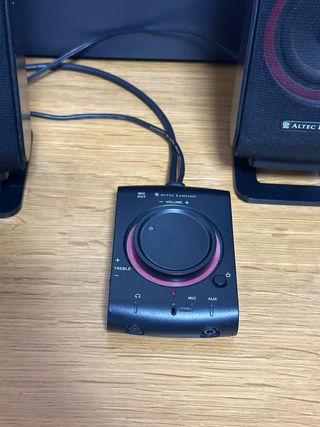 Altavoces Altec Lansing VS2421 con Subwoofer