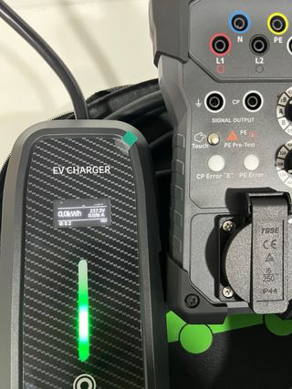 Cargador coche eléctrico portátil NBPower Wifi