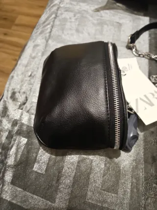Bolso ZARA DE PIEL, DE MANO Y HOMBRO!