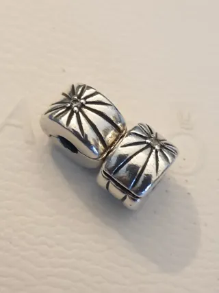 Clip Pandora Argento con Zirconia