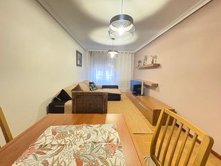 Piso en alquiler en Zona Teatro Campoamor en Oviedo