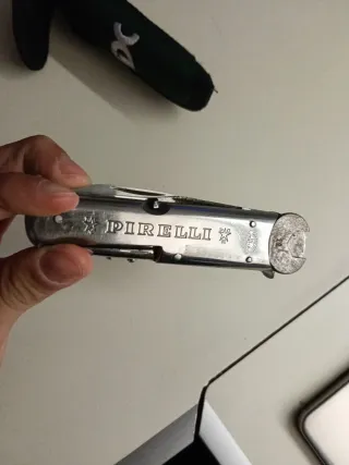 Custodia e coltellino pirelli
