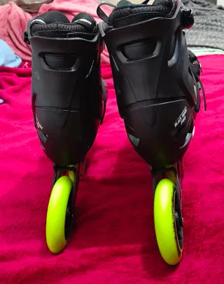 Patines Profesionales marca Canariam Black Magic