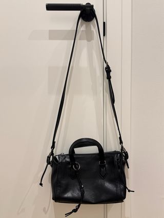 Bolso bandolera negro pequeño