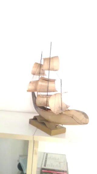 Vascello artigianale in corno trialbero