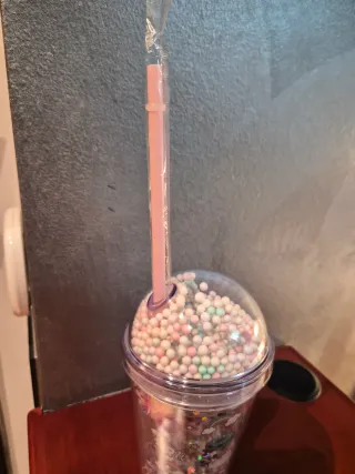 Bicchiere termico con unicorni e arcobaleni