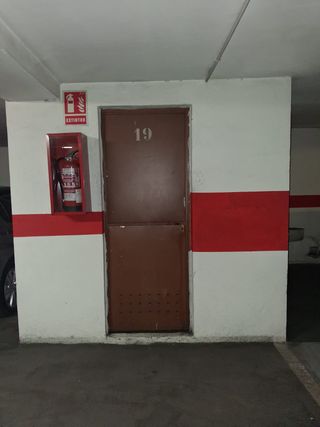 trastero zona centro en calle Pedro Niño.