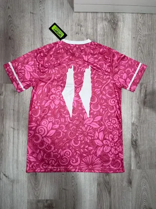 Camiseta Palestina floral rosa