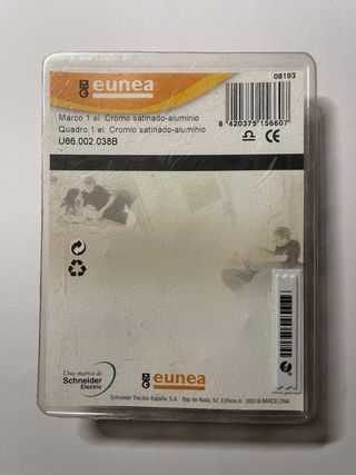 Marco Mecanismos Enchufe/Interruptor Eunea