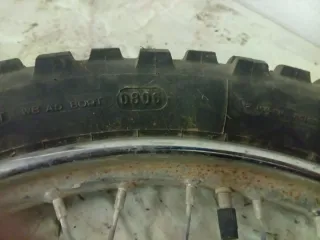 Cubierta de moto 3-18 tacos