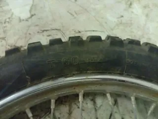 Cubierta de moto 3-18 tacos