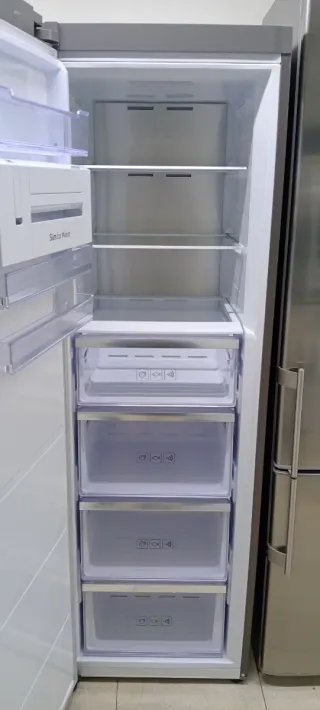 Congelador Vertical Samsung No Frost A+ NUEVO