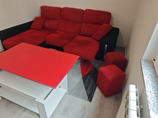 Sofá 3 plazas rojo y negro
