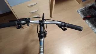 Bicicleta mixta B-TWIN FIT 300