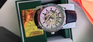 Reloj Fredric Automático Esqueleto Caja Dorada