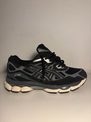 Asics Gel-NYC negro y gris