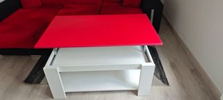 Mesa de centro roja y blanca