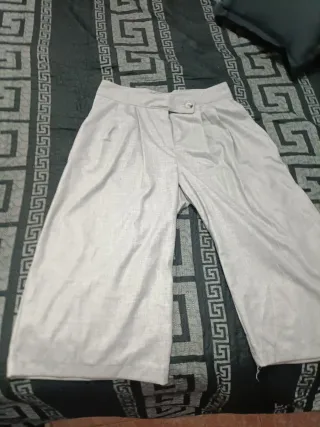 Pantalón ancho gris talla L/42