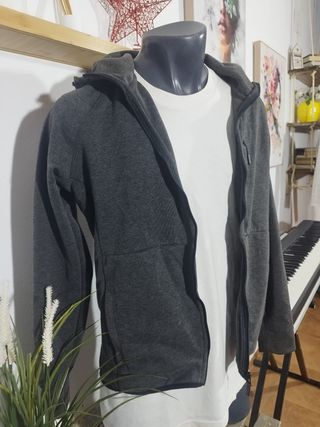 Sudadera con capucha