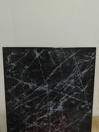 Losa negra efecto mármol