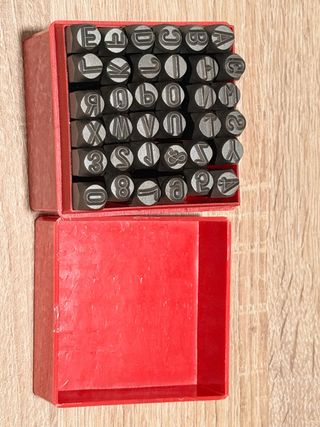 Punzones Letras y Números 8cm