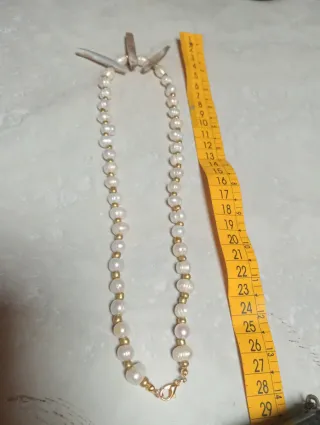 Collar perlas semi-barrocas con abulón