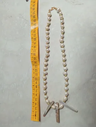 Collar perlas semi-barrocas con abulón