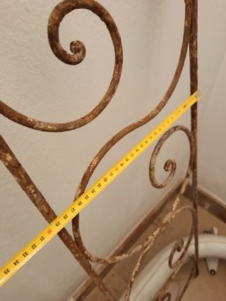 Barandilla antigua masía catalana 1773