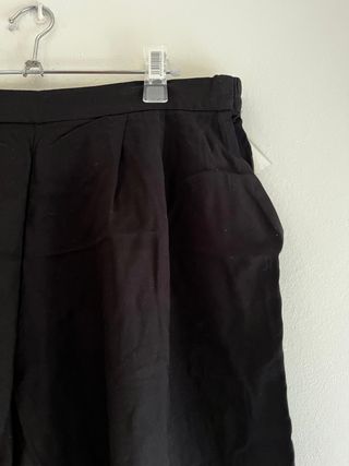 Zara Shorts L Negro Fluido Tiro Alto
