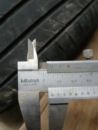 Cubiertas Kumho 235/55 R17 103H