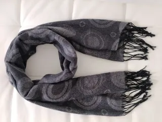 BUFANDA PAÑUELO FULAR MUJER TONOS GRISES Y NEGRO