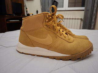 Nike Hoodland Suede Tamanho 43