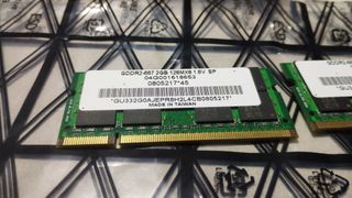 2x Elpida GDDR2 2GB 667MHz RAM