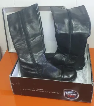 Botas piel camper  Negras