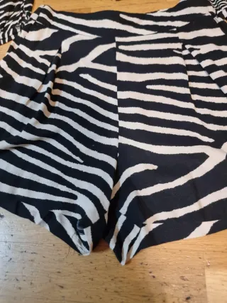 Conjunto mujer estampado cebra