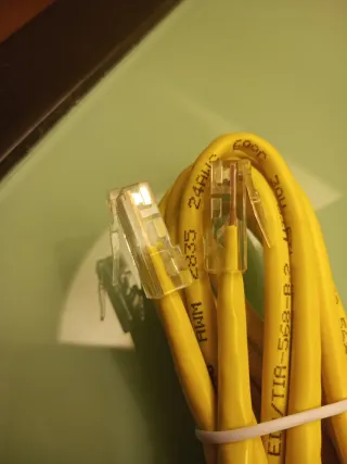 Cable evernew amarillo.