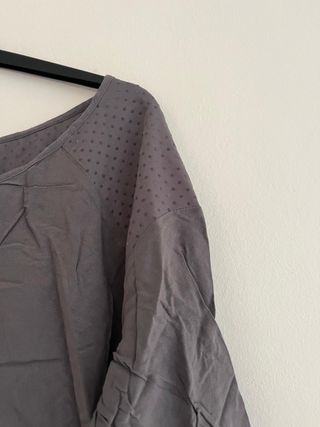 Blusa Stradivarius XL Grafito Plumeti Asimétrica