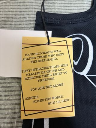 Pasamontañas Corteiz Negro